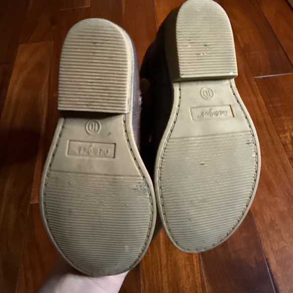 Brown Western Style Boots - Picture 6 of 8